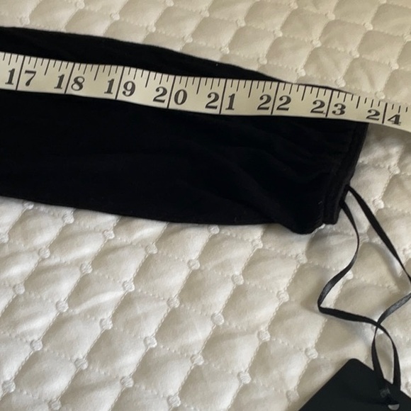 Michael Lauren Crop Top - Picture 10 of 12